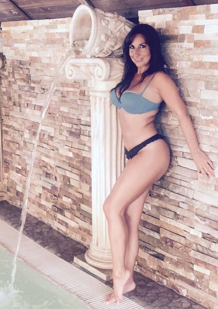 25P Sex Graving Milfs 9 - LL96