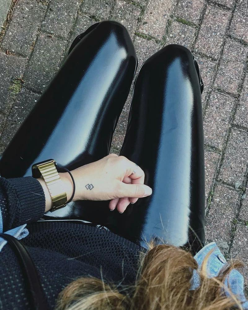 25P Latex Girls 3