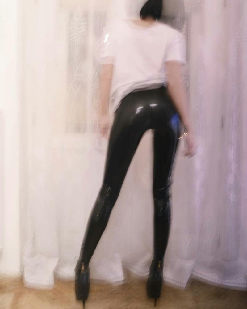 25P Latex Girls 3