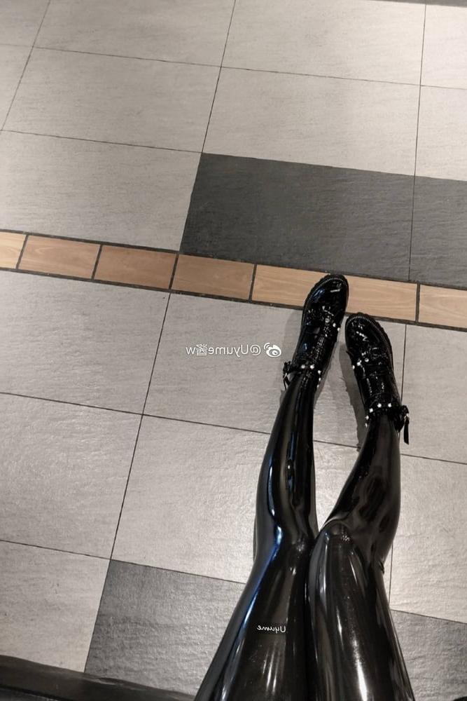 25P Latex Girls 3