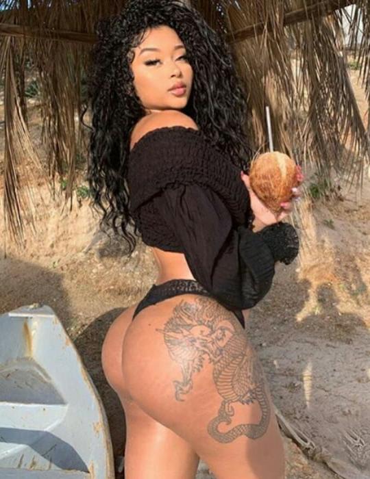25P Slim thick girls #21