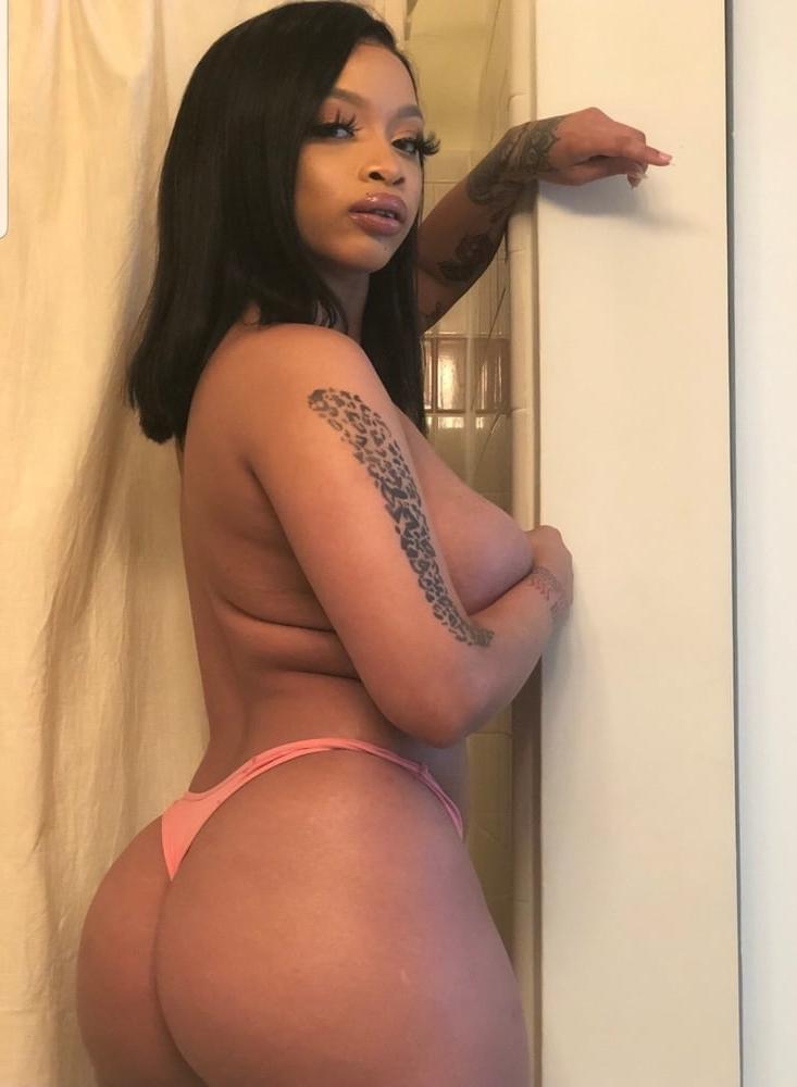 25P Slim thick girls #21