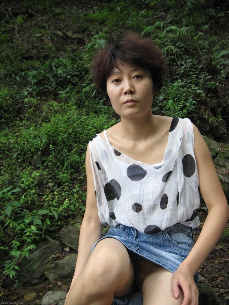 25P Chinese Amateur-136
