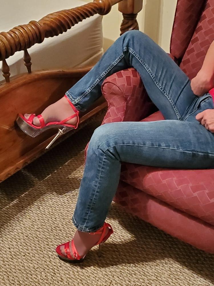 25P Hubby's pantyhose birthday presents