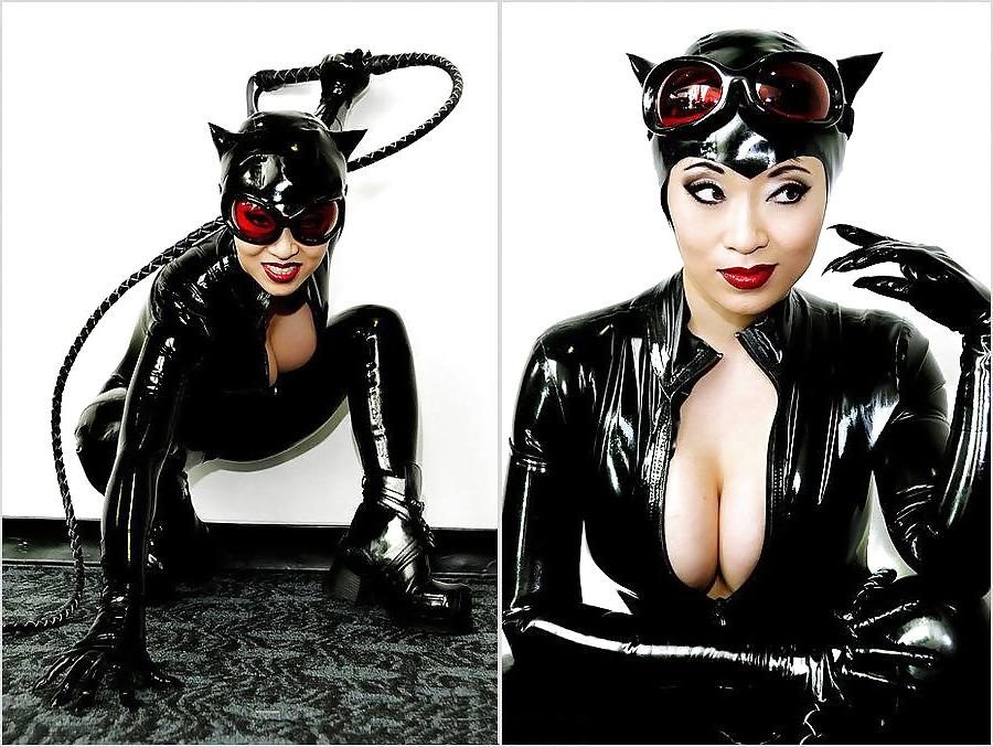25P New Yaya Han cosplay chinese model
