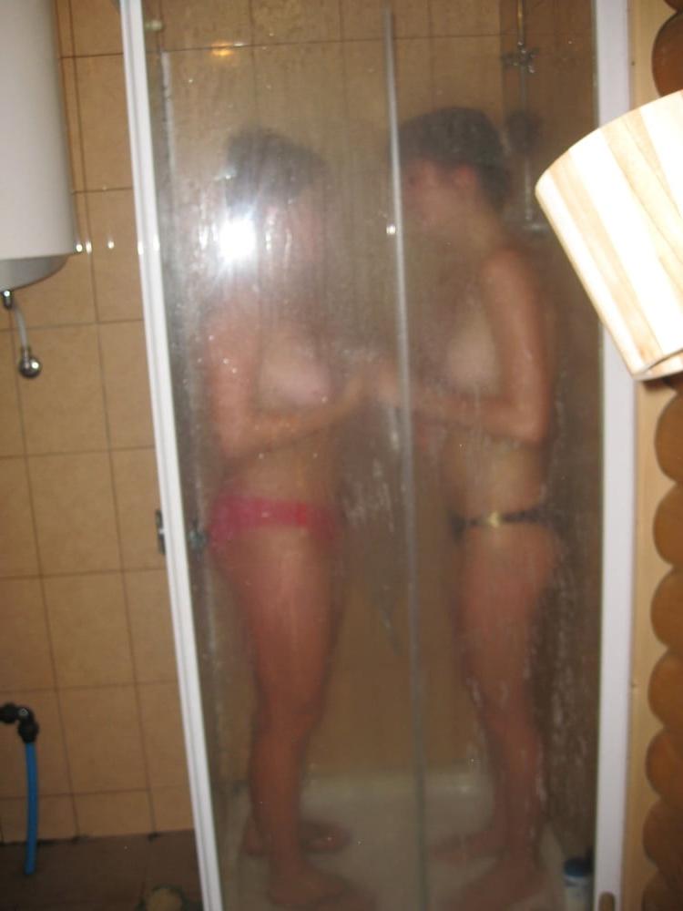 17P Girls in the sauna 1