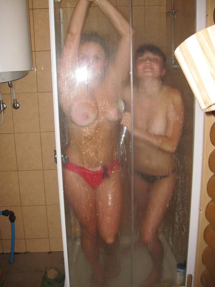 17P Girls in the sauna 1