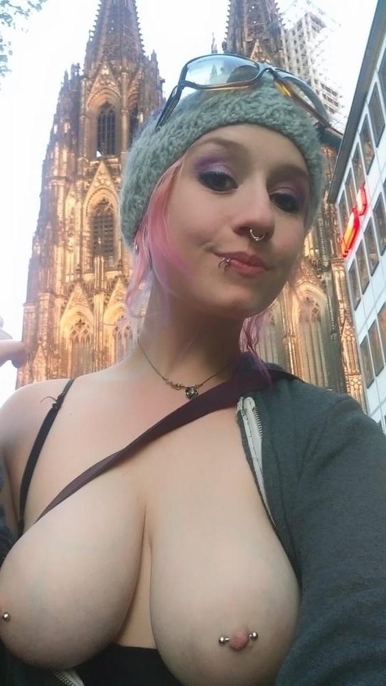 13P Janas Kinky Girls Next Door 105
