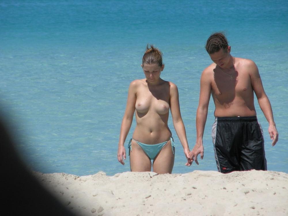 25P Great girls on the beach 4