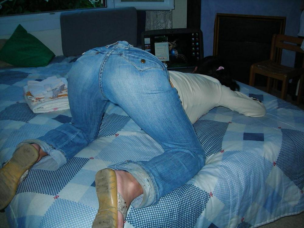 25P Queens in Jeans CLVXII