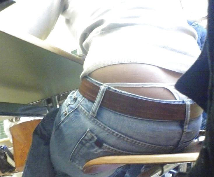 25P Queens in jeans CXX - Hand- and Blowjobs