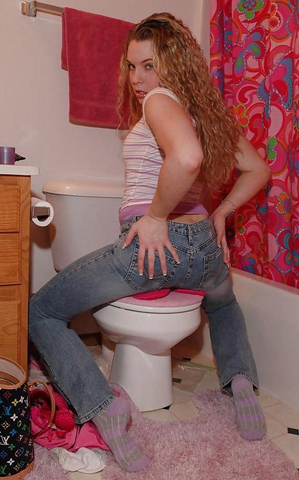 25P Beautys in jeans 14 - no porn