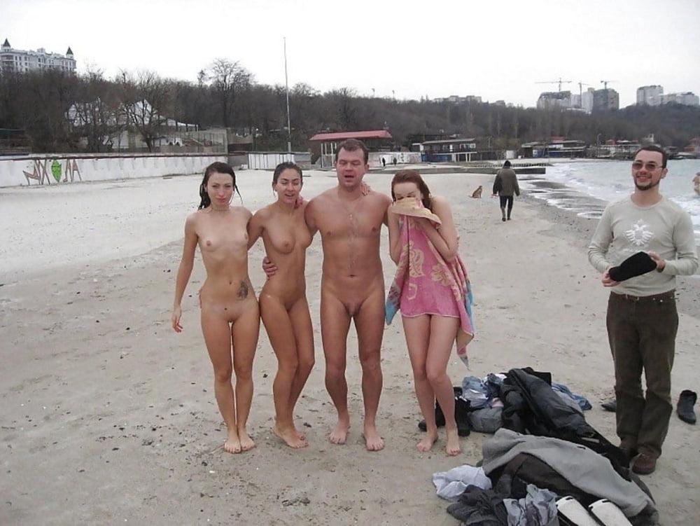 25P Great girls on the beach 2