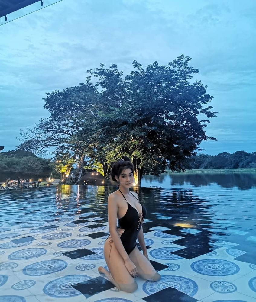 25P Non-Porn, Thai Sexy Model #1