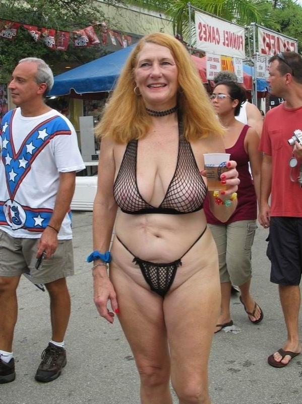 16P public nudity 01