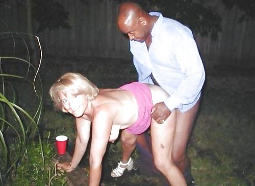 25P Outdoor !! BBC Dogging Mad !!