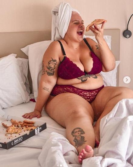 25P Hoodyman SSBBW 276 : Fat pigs exposed forever 2020.