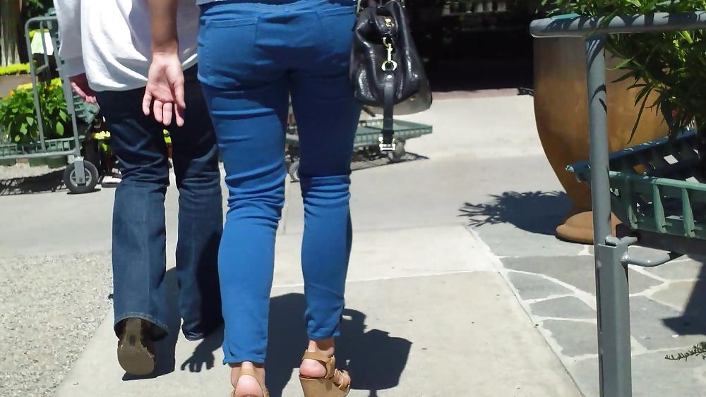 25P Ass & butts smooth teen cheeks in jeans 