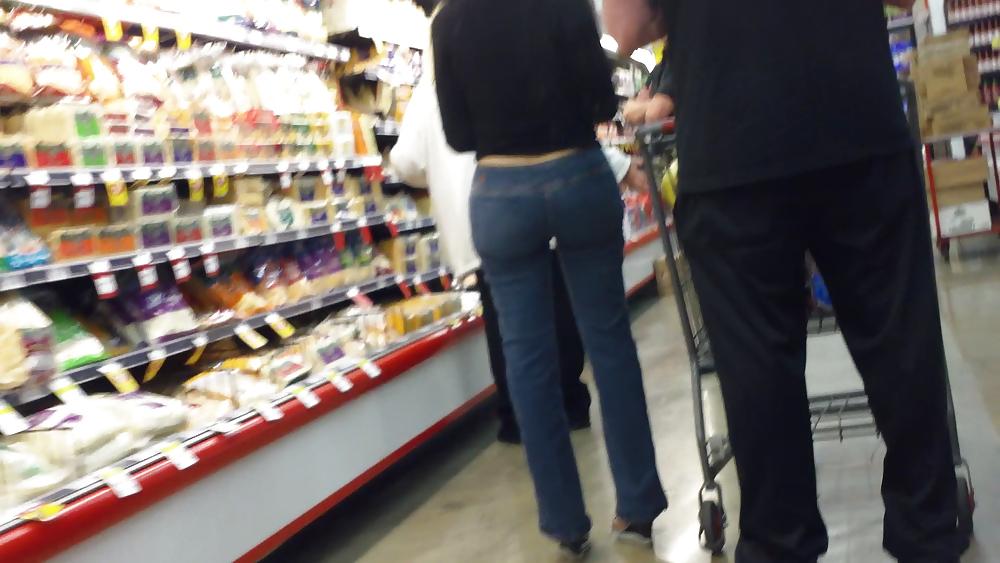 25P Ass & butts smooth teen cheeks in jeans 