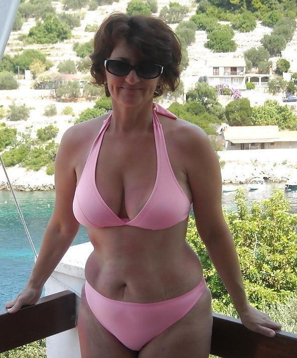 20P Mature Bikini - Bathing Suit 7