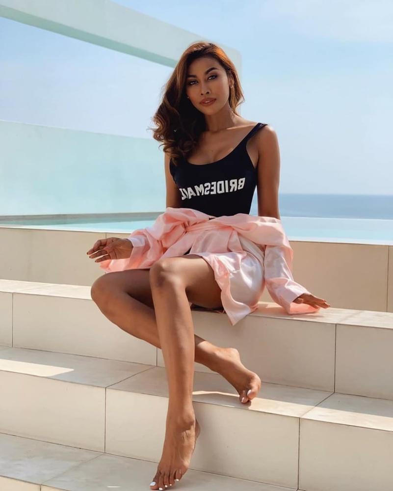25P Asian Girls