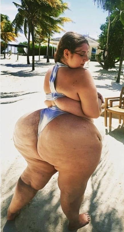 25P Fat Chicks With Deceptively Thin Faces 6