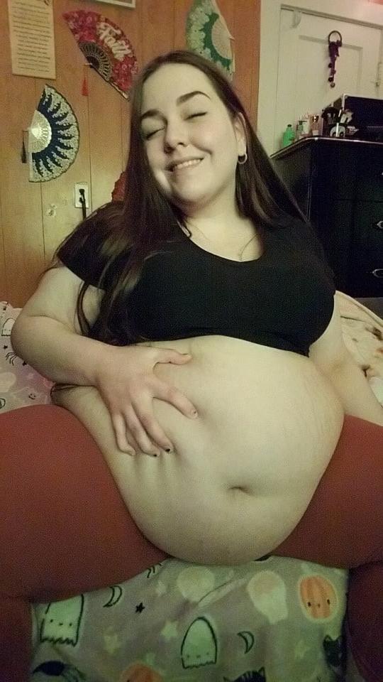 25P Fat Chicks With Deceptively Thin Faces 6