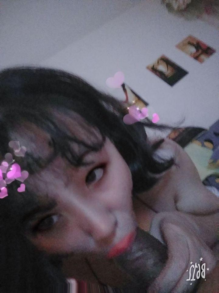 25P Chinese girl