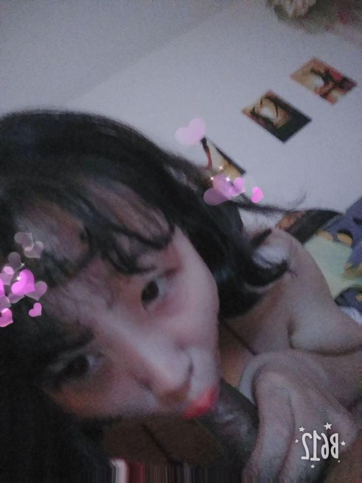 25P Chinese girl