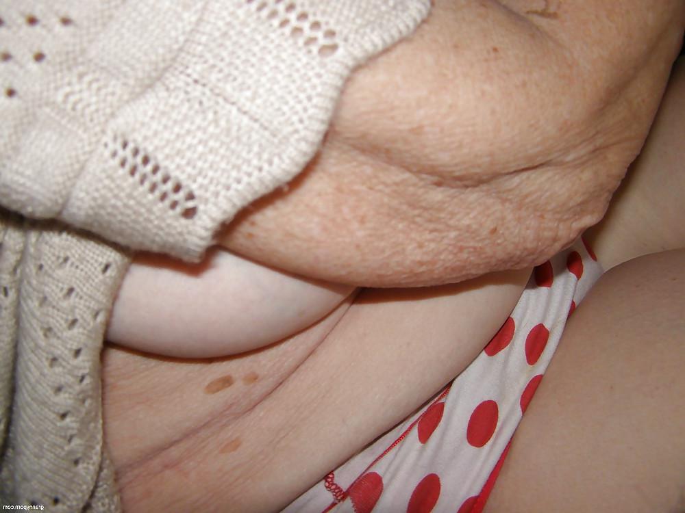 25P MY STUPID GRANNY PLAY WITH MY COCK