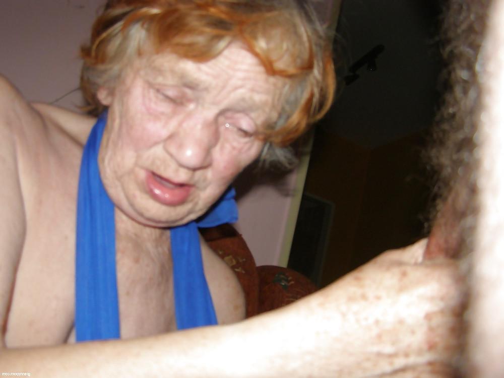 25P MY STUPID GRANNY PLAY WITH MY COCK