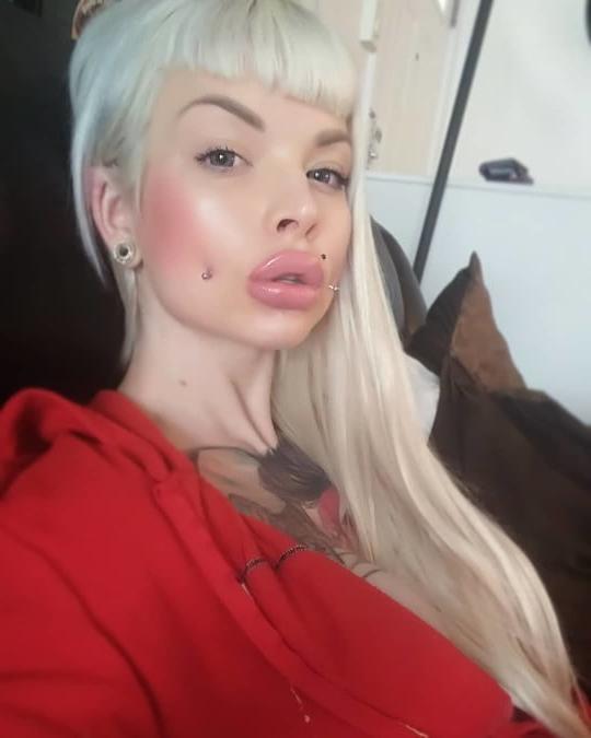 25P MY BIMBO OBSESSION (35)