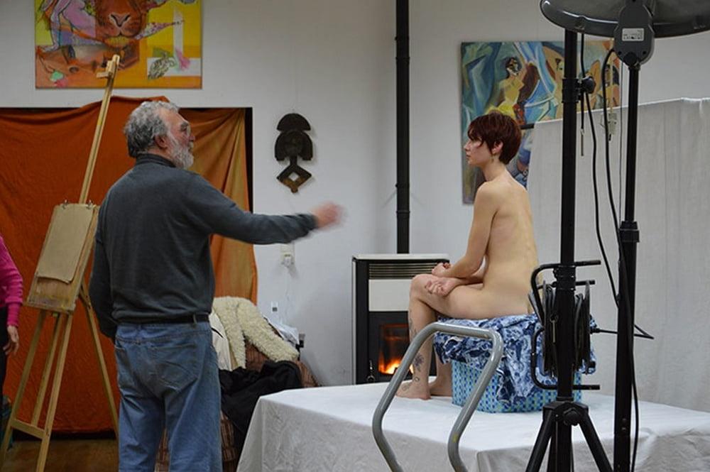 25P nude art models