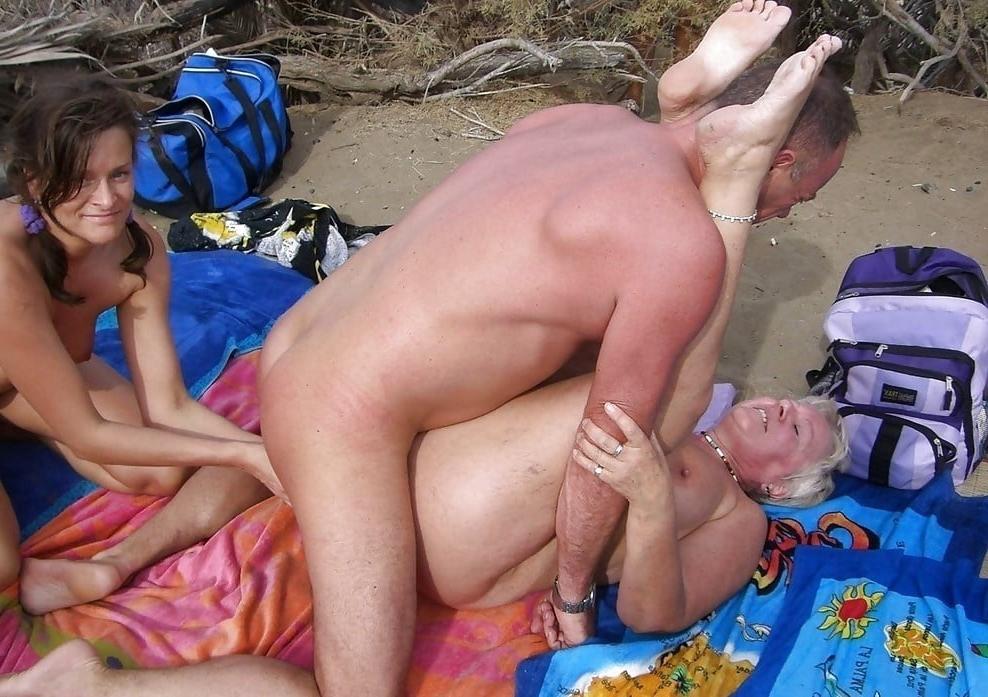16P Outdoor sex 55