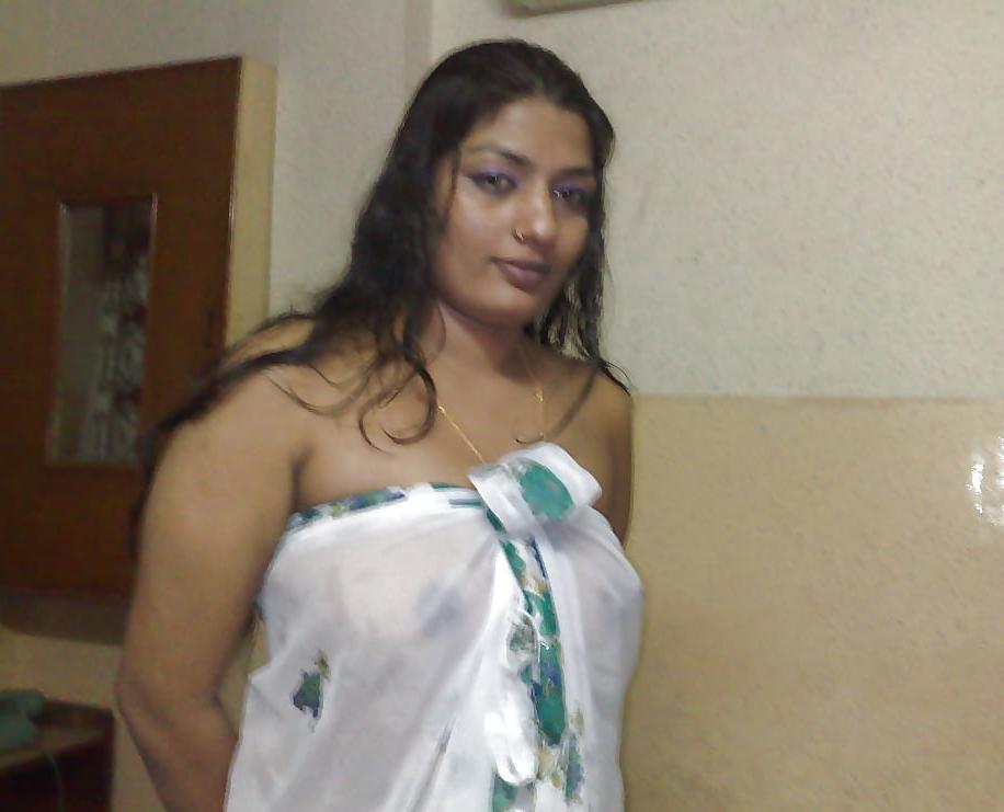 12P Srilanka Nude Girls Gallery 04