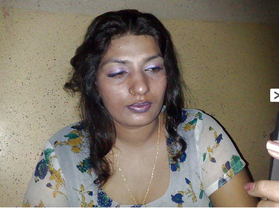 12P Srilanka Nude Girls Gallery 04
