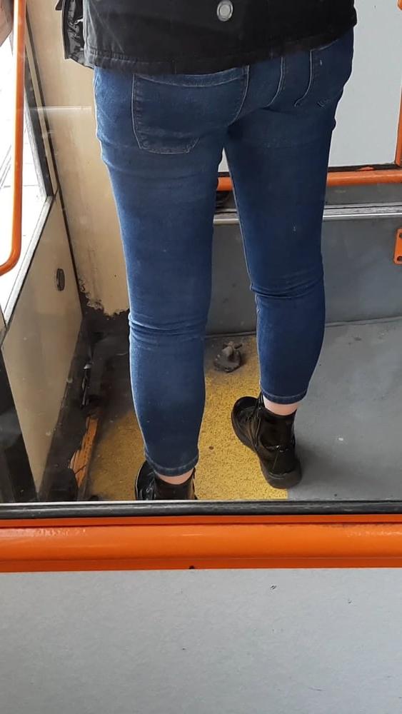 8P Ass in jeans