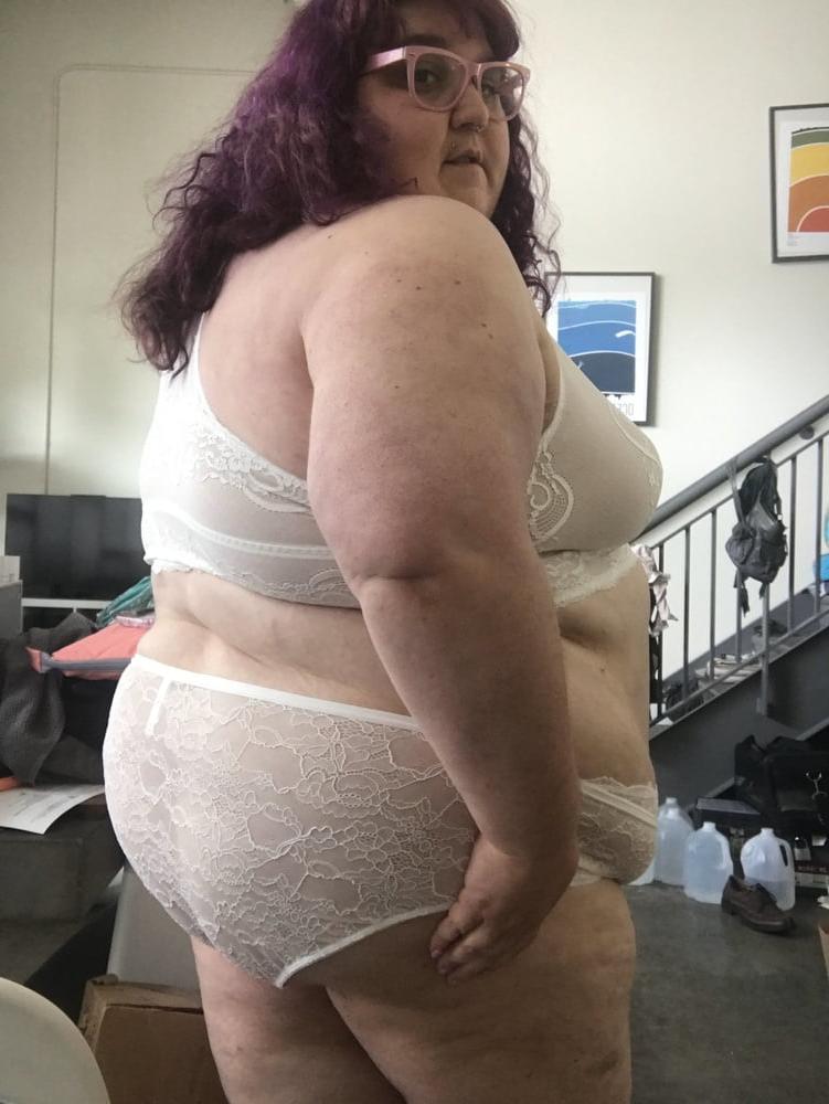 25P Hoodyman SSBBW 272 : Sick in the head pervert fat pigs.