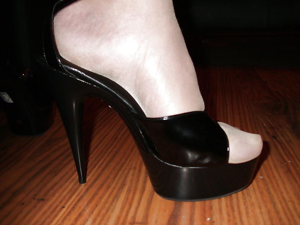 16P White Rose Mistress!