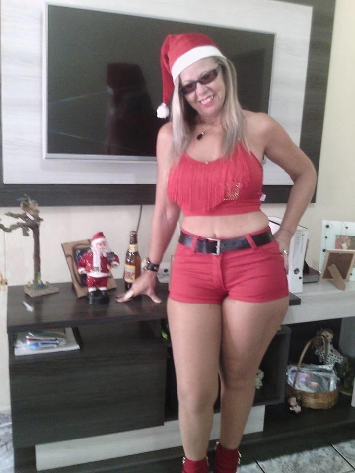 17P SDRUWS2 - BRAZILIAN AMATEUR HOT GRANNY WITH UGLY FACE