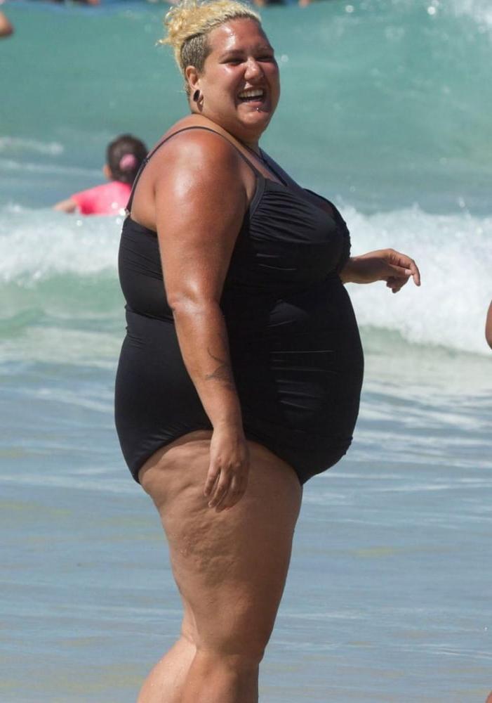 25P Hoodyman SSBBW 271 : Fat pigs exposed!