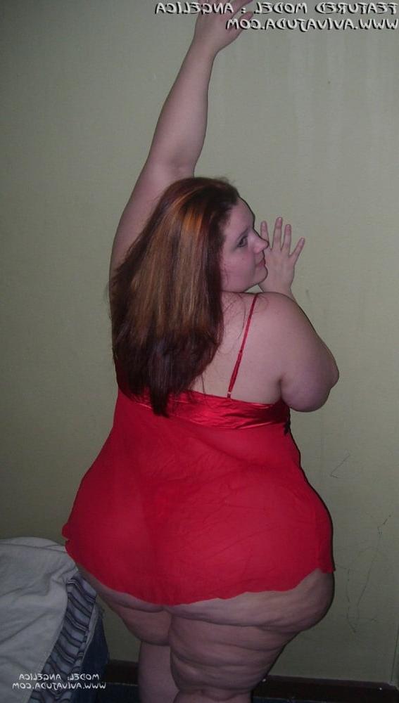 25P Hoodyman SSBBW 271 : Fat pigs exposed!