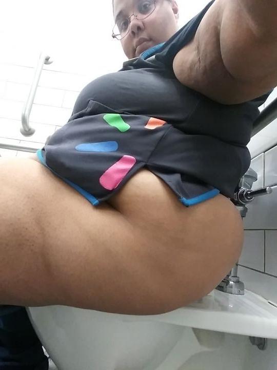 25P BBW whore Jessica Jones' Fat Ass
