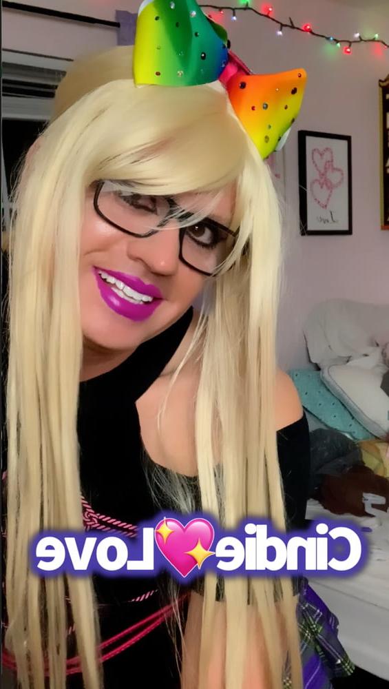 22P Cindie's New Look, Plus Tight Jeans and Schoolgirl Skity