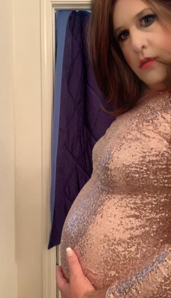 8P My fantasy pregnant photos ...if only I could have your baby