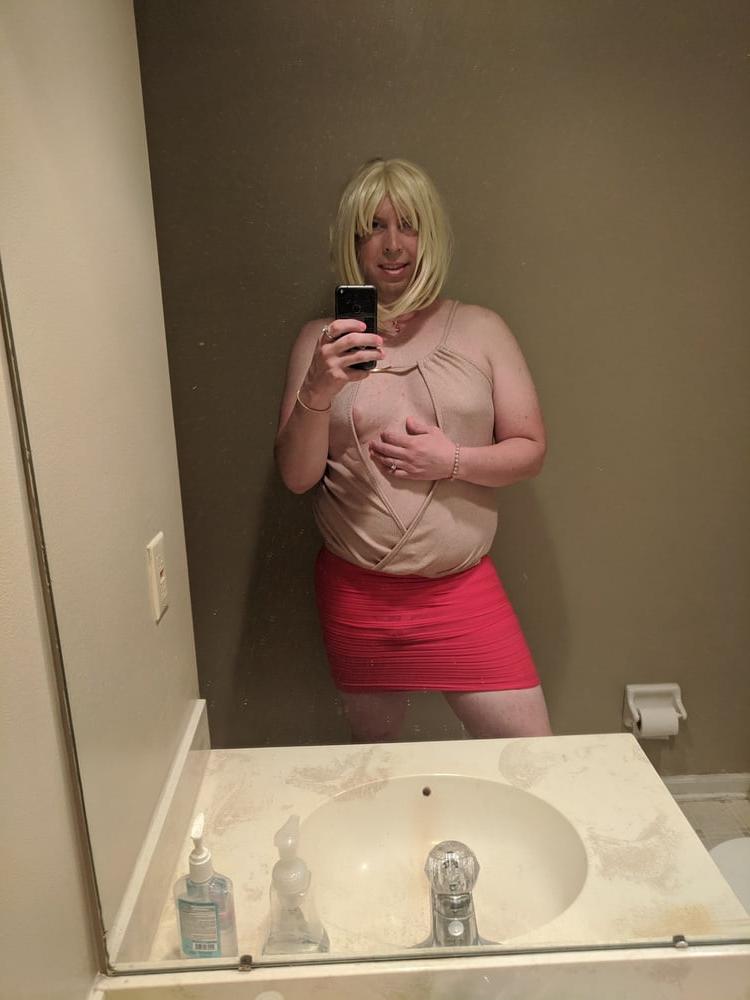 25P BBC Sissy Looking Cute while enjoying Black Cock