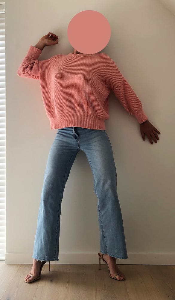 6P Exposed thong in jeans &amp; stiletto's
