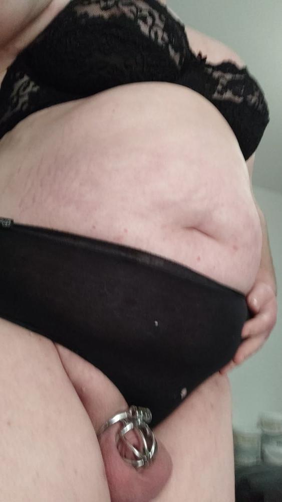 25P Fat Sissy Pig Dani 2020