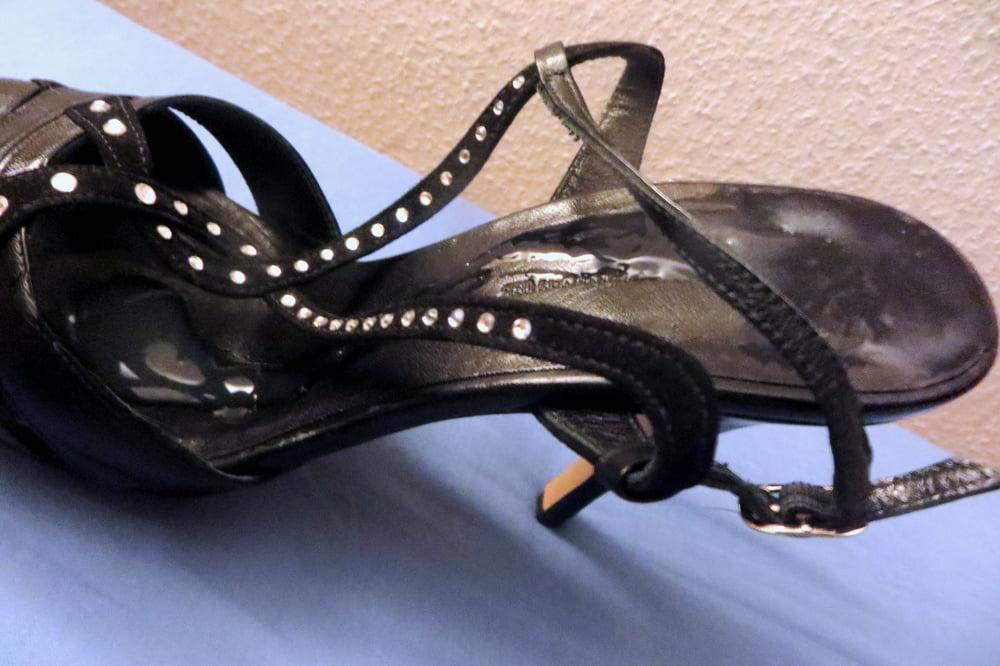 12P my wife's mules left in the bathroom