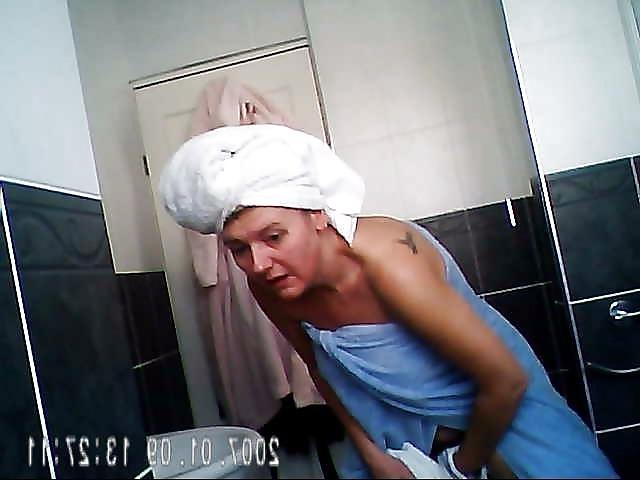 24P Sarah D in bathroom 2